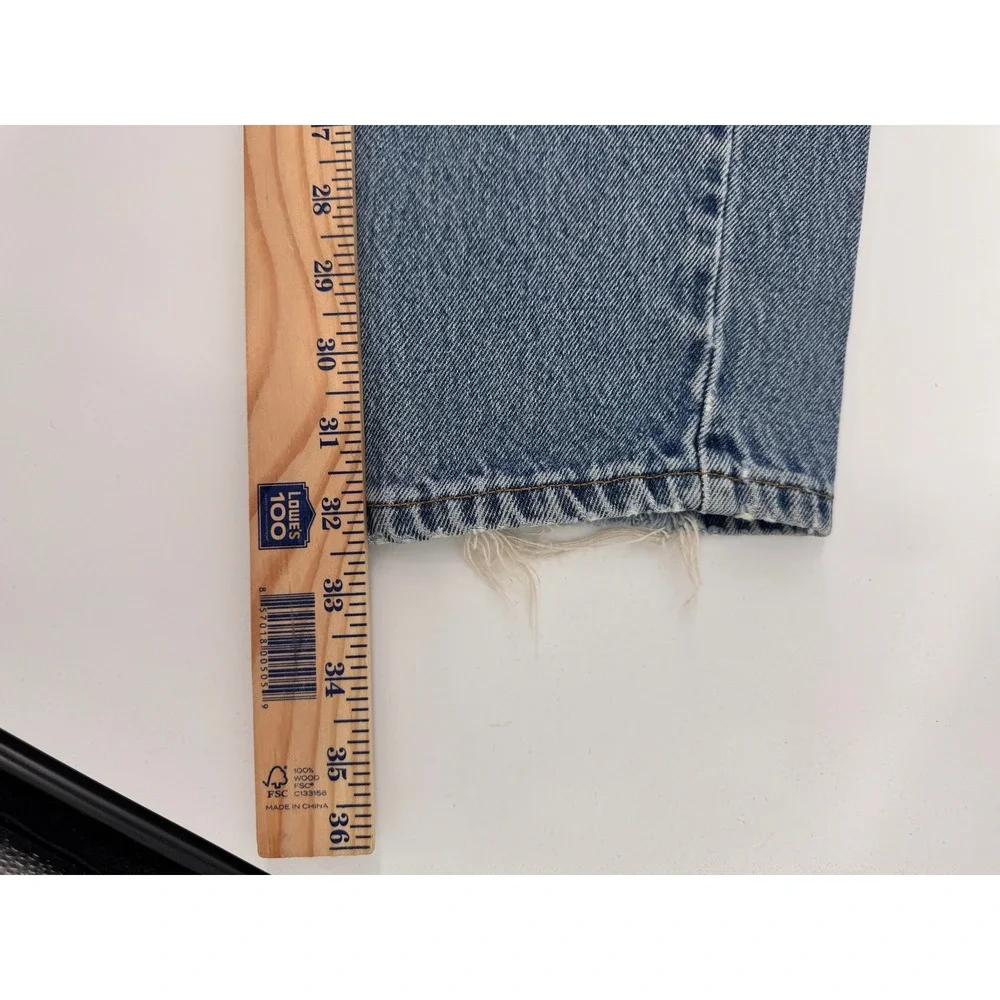 Levi 550 Relaxed Fit Jeans Mens Real Measurements W32 L32‎ Blue Denim Distressed